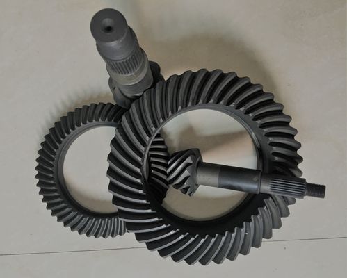 Bagian Transmisi Spiral Bevel Gear Crown Wheel Dan Pinion Untuk NISSAN
