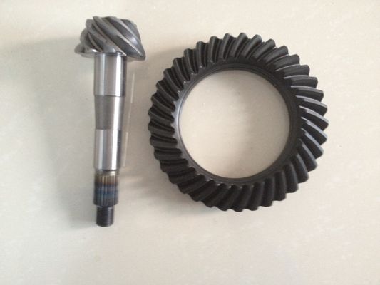 High Precision Helical Bevel Gear Nissan Ring Dan Pinion Gears Dengan Rasio 6 * 41